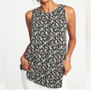 Old Navy Black White Luxe Tiger Leaf Print Soft Sleeveless Swing Tank Top